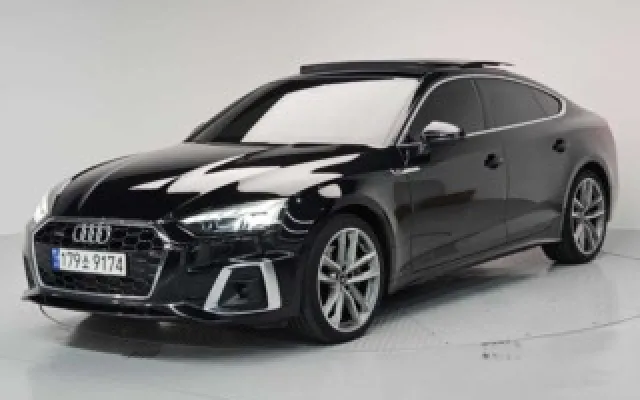 수원중고수입자동차 A5 (F5) 45 TFSI 콰트로 프리미엄 스포트백 매물 사진 1 - 2023/03 126,528km