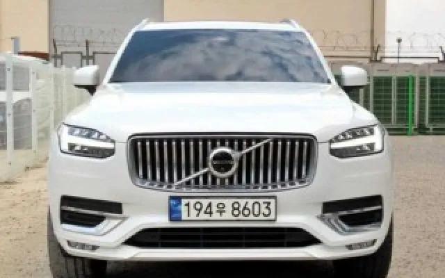 수원중고수입자동차 XC90 2세대 2.0 B6 AWD 매물 사진 2 - 2023/06 107,117km